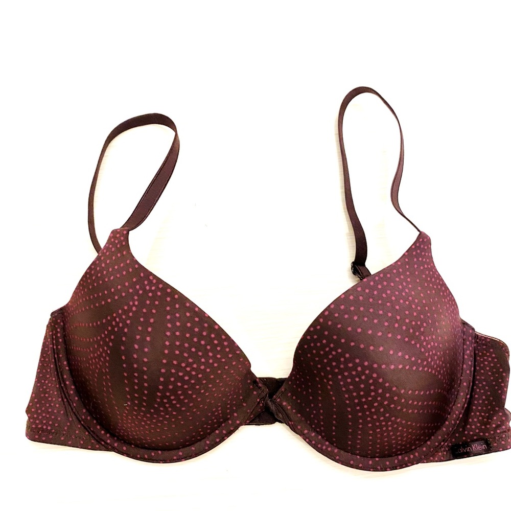 Calvin Klein Bra & Panty Set - Picture 3 of 4